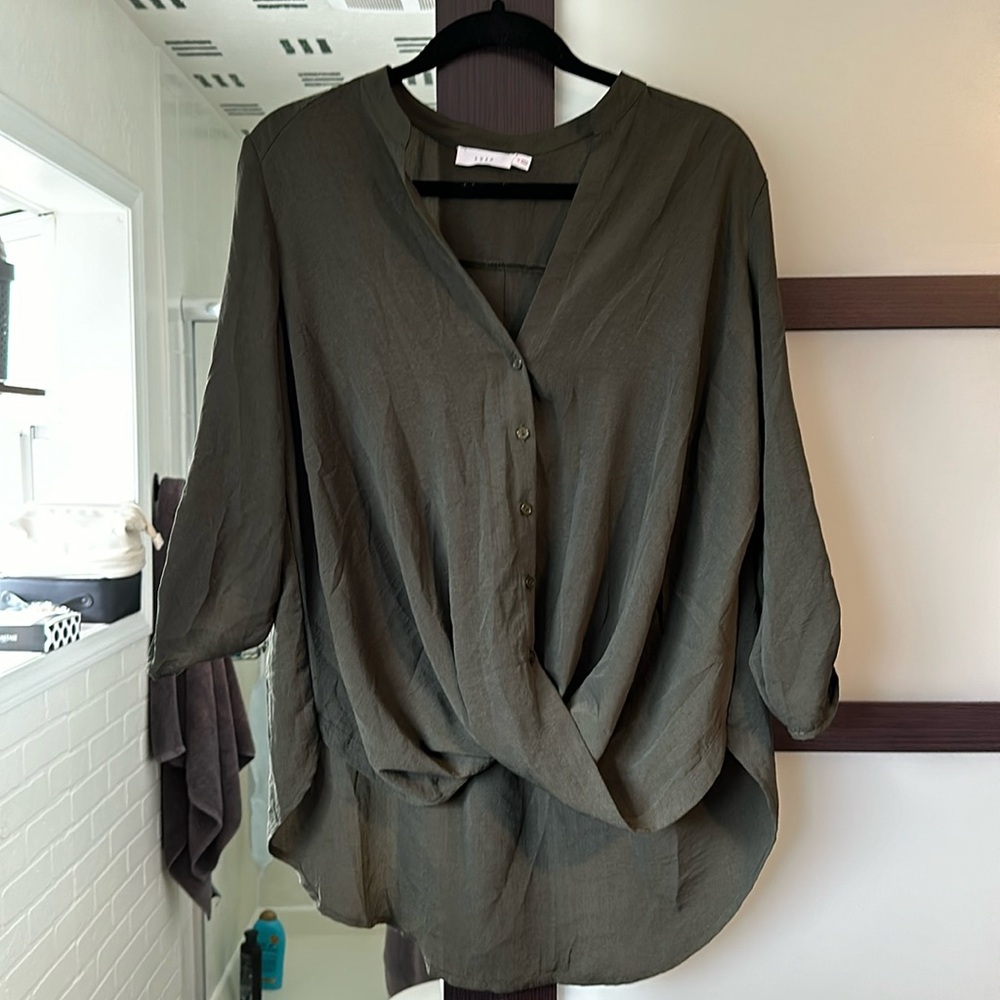 New without tags blouse